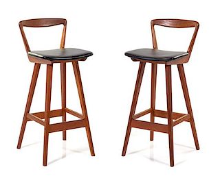 Henry Rosengren Hansen, (Danish), Brande Moblelfabrik, c. 1960 pair of bar stools