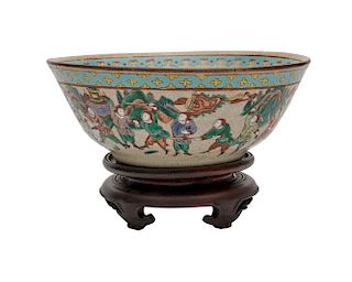 Japanese Figural Decorated Crackleware Bowl