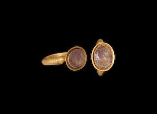 Roman Gold Ring with Minerva Gemstone