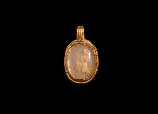 Roman Gold Pendant with Goddess Vesta