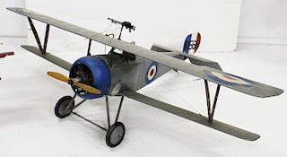 scale model gas powered tether biplane
