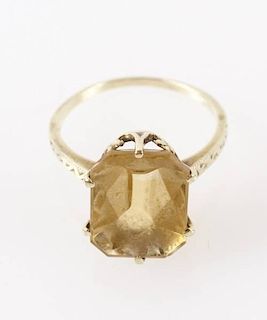 Ladies 10k Yellow Gold & Natural Citrine Ring