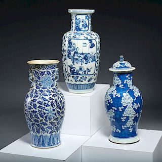 (3) Large Chinese blue and white vases