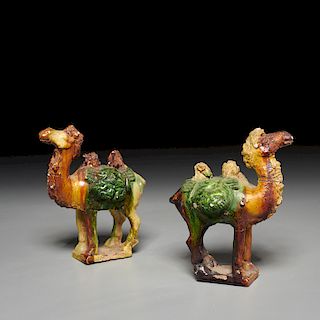 (2) Chinese Sancai pottery camels