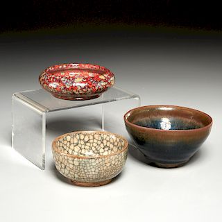 Group (3) Chinese ceramic bowls