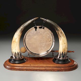 Victorian oak and cow horn dinner gong