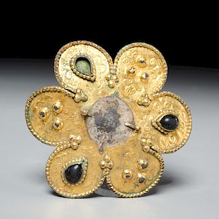 Hellenistic style flora-form decorative pendant