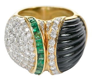 18kt., Diamond, Emerald & Onyx Ring