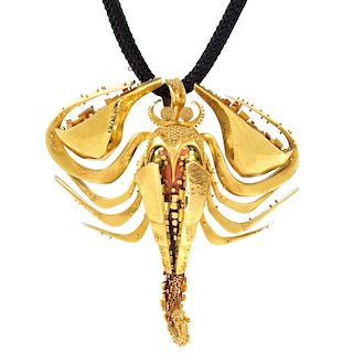 18K Gold Scorpion Pendant Necklace