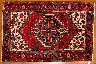 Persian Herez rug, approx. 3.10 x 5.6