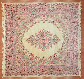 Persian Kazvin carpet, approx. 10.1 x 10.4