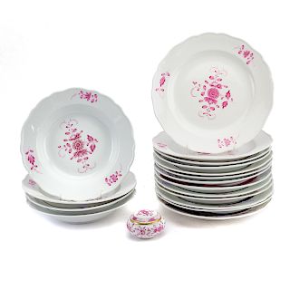 17 Meissen porcelain table ware articles