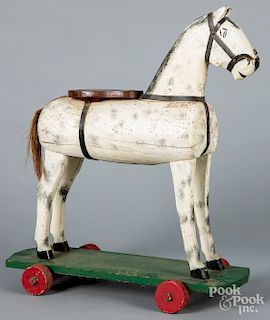 Painted pine horse pull toy