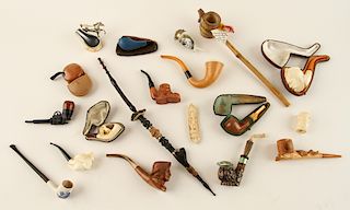 COLLECTION OF SIXTEEN PIPES WITH PIPE STAND