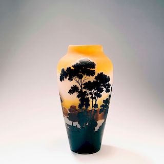 Tall 'Paysage lacustre' vase, 1908-14