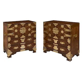A PAIR OF COREAN STYLE NIGHT-STAND.S EARLY 20TH CENTURY. 