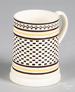 Mocha mug, with brown checkered decoration