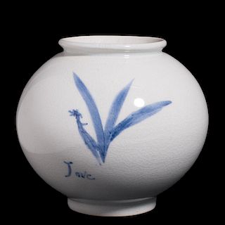 Early 20th Century Japanese vase.