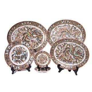 Six Chinese thousand butterfly porcelain plates.