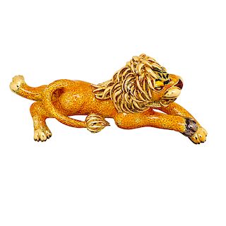 ENAMELED YELLOW GOLD LION BROOCH