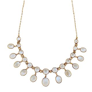 VICTORIAN MOONSTONE & YELLOW GOLD NECKLACE
