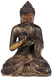 A FINE CHINESE CARVED GILT WOOD BUDDHA, 18TH C