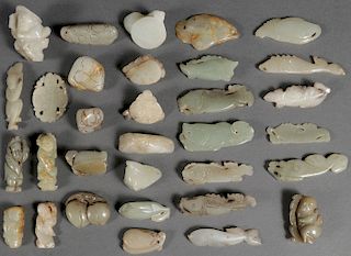 32 CHINESE CARVED JADE PENDANTS