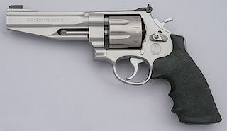 Smith and Wesson Model 627-5 Performance Center Revolver