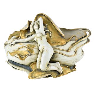Turn Teplitz Amphora Figural Porcelain Centerpiece