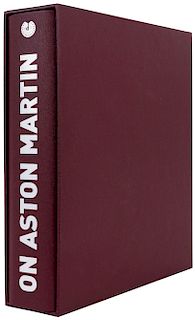Murray, Neil F. On Aston Martin. U. K.: Palawan Press, 2005. Númerado 5 / 500. En estuche.