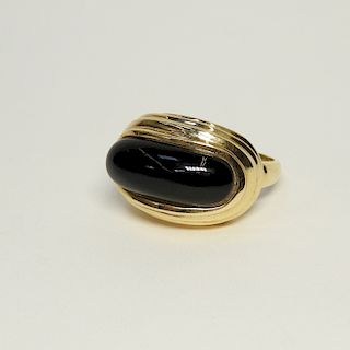 14K Lady's Gold Onyx Stepped Cocktail Ring