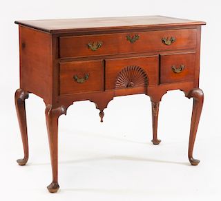 C.1760 Queen Anne Lowboy Dressing Table