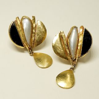 Fine 22K 14K Gold M.O.P & Onyx Designer Earrings
