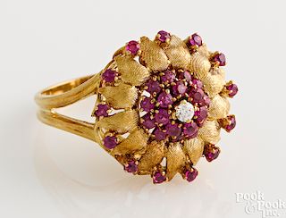 18K yellow gold diamond and ruby flower ring