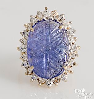 14K yellow gold carved sapphire and diamond ring