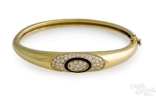 18K yellow gold diamond and onyx bangle bracelet