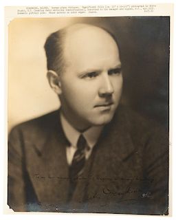 White Studio. Retrato de Walter Gieseking. Nueva York, 1932. Fotografía, 32.8 x 26.8 cm. Dedicado y firmado por Walter Gieseking.