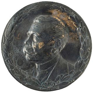 Tiffany & Co. Al Héroe de la Paz - El Edo. de Chihuahua 1909. Medalla, en plata, con motivo de la visita de Porfirio Díaz al Estado.