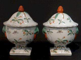 PR OF COVERED CHINESE PORCELAIN COMPOTES 20THC.