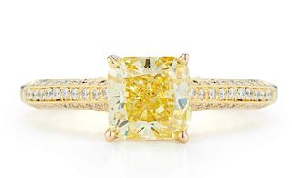 18k Yellow Gold 1.63ctw Yellow Diamond Band Ring