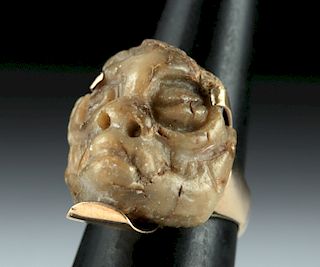 Mayan Stone Face Carving on 14K Gold Ring - 11.2 G