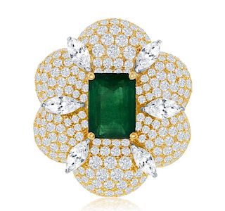 18K Gold 4.13ct Emerald 3.99ct Diamond Flower Ring
