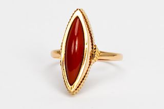 18k Yellow Gold & Coral Ring