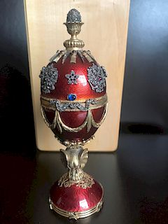 RUSSIAN SILVER ENAMEL DIAMOND LARGE EGG WITH SURPRISE