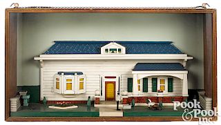 Painted bungalow façade diorama