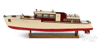Calwis Industries Orkin Craft cabin cruiser yacht
