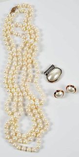 Three Pieces Pearl Jewelry