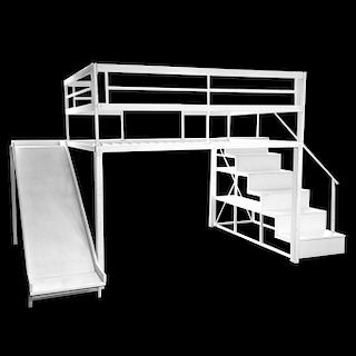 Dormitorio para niños. Siglo XX. Estructura de metal color blanco y madera tallada. Cama alta, resbaladilla y escaleras.