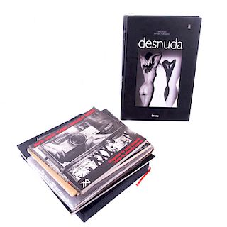 Lote de libros sobre fotografía contemporánea. Carbadillo, Emilio,  (Textos) Córdobas y su fantasma. Desnudo artístico. Piezas: 8