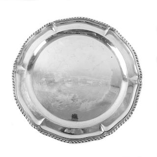 Platón. México, siglo XX. Elaborado en plata Sterling, Ley 0.925. Sellado de la Serna. Diseño círcular lobulado.